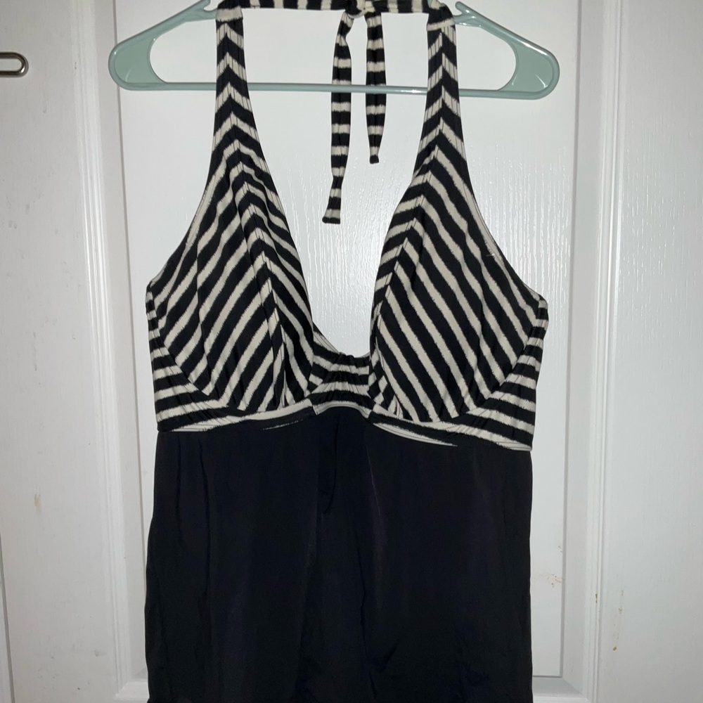 Swim top